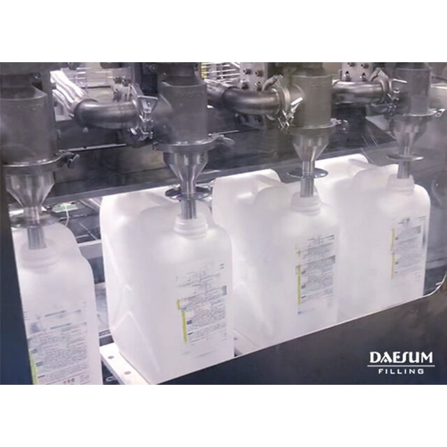 18-40L Jerrycan Fully Automatic Liquid Filling Machine Line 4/6 Lance 400-600bph for Chemicals Oil Electric Motor Gear PLC